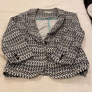 CAbI black and white jacket 3/4 sleeve 4